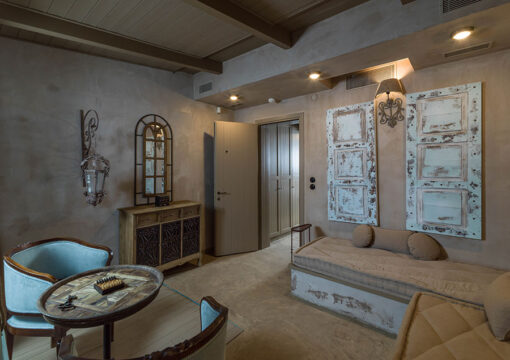 DELUXE SUITE 1