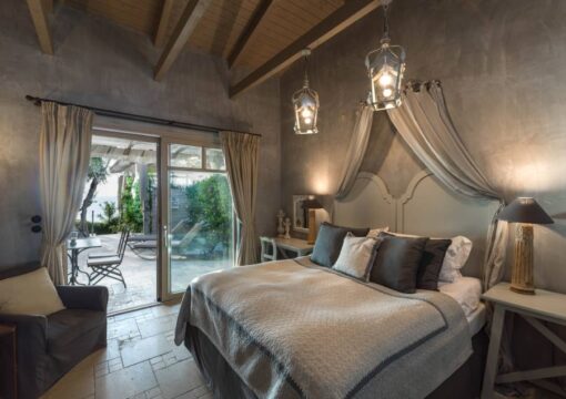 SUITE 1