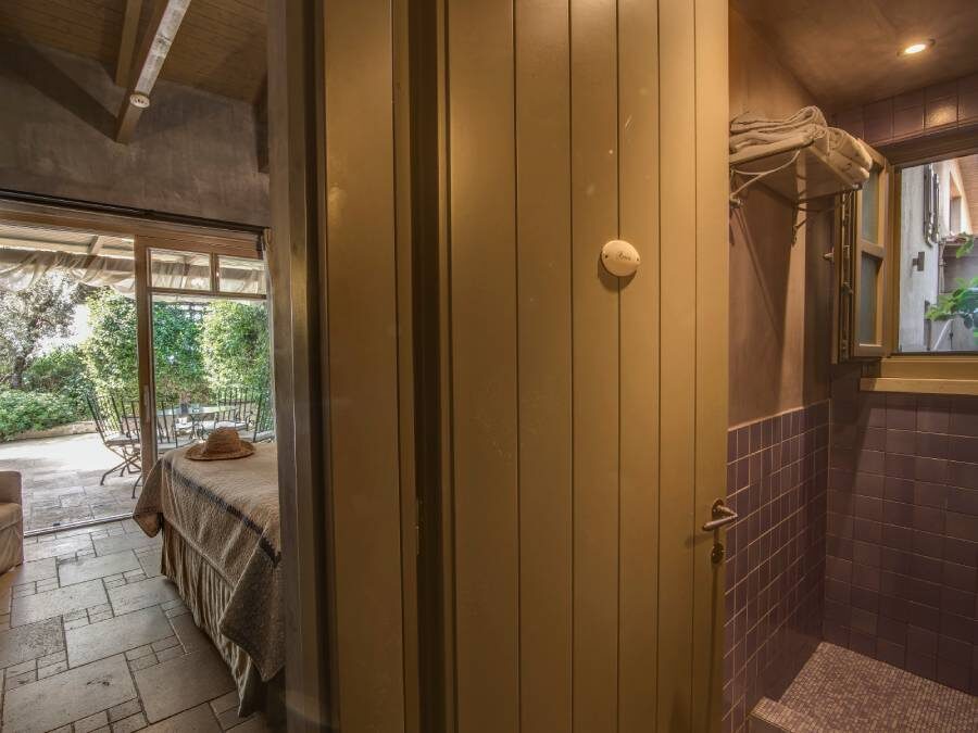 SUITE 1