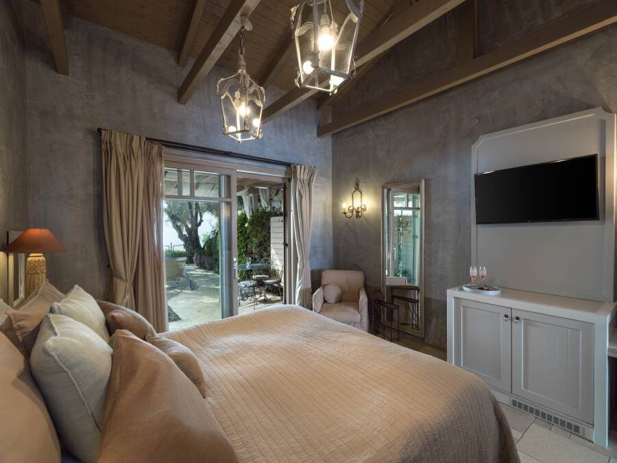 SUITE 2